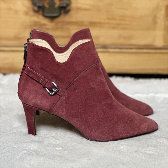 Adrienne Vittadini Shoes - Adrienne Vittadini Shaye Suede Pointed Toe Ankle Booties Ox Women’s Sz 8.5